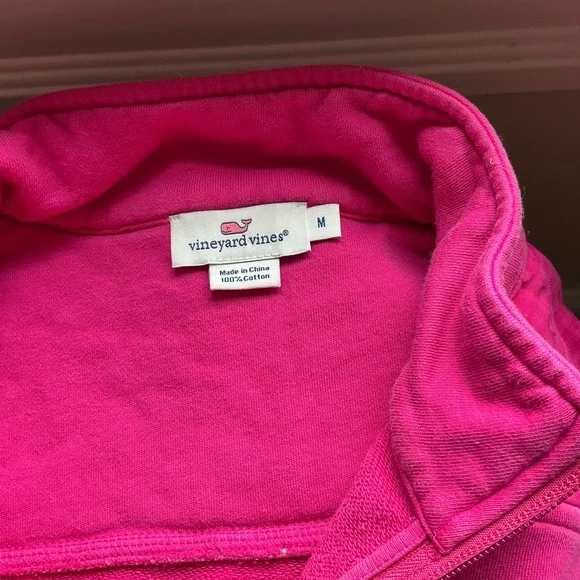 Vineyard Vines Fuchsia Half-Zip  size medium, long sleeves - Picture 6 of 8